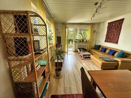Wohnzimmer Wohnzimmer - Souterrain-Wohnung in 72770 Reutlingen mit 66m² kaufen