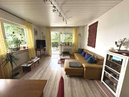 Wohnzimmer Wohnzimmer - Souterrain-Wohnung in 72770 Reutlingen mit 66m² kaufen