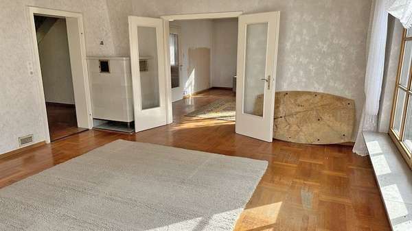 Wohnzimmer - Einfamilienhaus in 72581 Dettingen mit 160m² kaufen