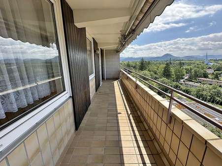 Balkon - Etagenwohnung in 72760 Reutlingen mit 125m² kaufen