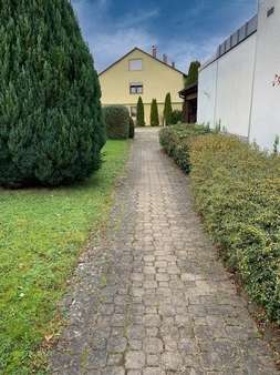 null - Doppelhaushälfte in 72810 Gomaringen mit 194m² kaufen