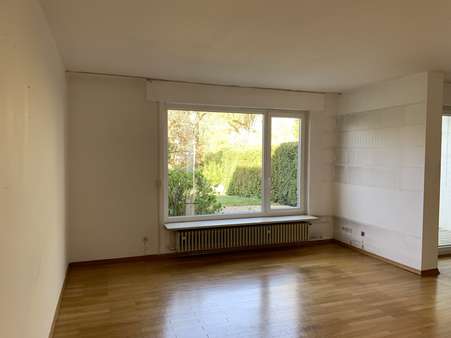 Wohnzimmer - Reihenmittelhaus in 72127 Kusterdingen mit 107m² kaufen