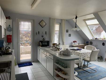 Küche mit Essecke im DG - Mehrfamilienhaus in 72074 Tübingen mit 326m² kaufen