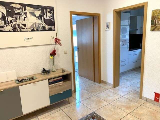 Liebevoll saniert - Platz für die ganze Familie!
