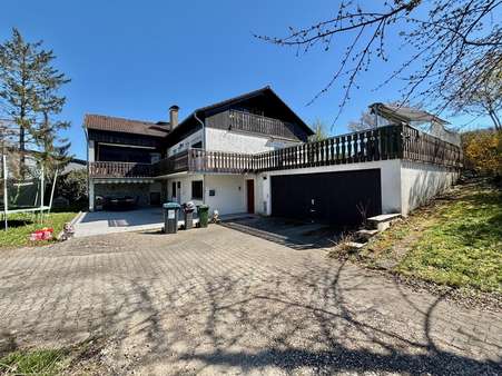 Nordwestansicht - Souterrain-Wohnung in 72147 Nehren mit 100m² kaufen