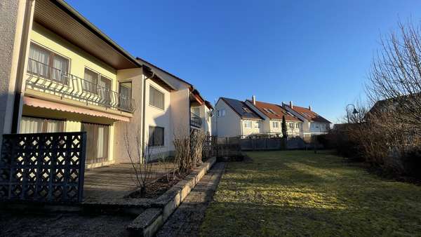 Garten Garten - Doppelhaushälfte in 72108 Rottenburg mit 136m² kaufen