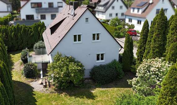 Hausansicht Osten - Einfamilienhaus in 72411 Bodelshausen mit 150m² kaufen