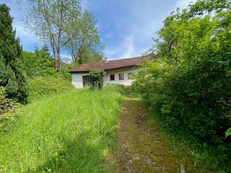 Grünfläche Grünfläche - Grundstück in 72116 Mössingen mit 988m² kaufen