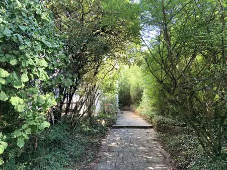 Traumhaus mit großem Garten am Tübinger Österberg 