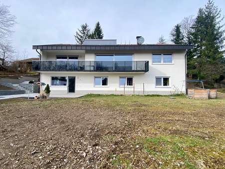 Südsüdostansicht - Einfamilienhaus in 72116 Mössingen mit 250m² kaufen