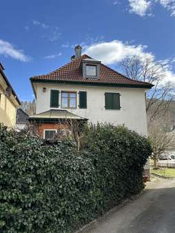 Ansicht Ansicht - Einfamilienhaus in 72160 Horb mit 118m² kaufen
