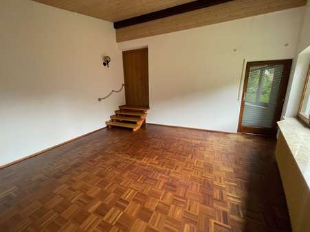Hobbyraum UG Hobbyraum UG - Zweifamilienhaus in 72275 Alpirsbach mit 193m² kaufen