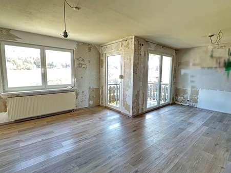 Wohn-, Esszimmer - Einfamilienhaus in 72160 Horb mit 112m² kaufen