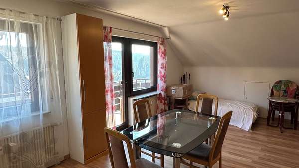 Wohn- und Essbereich - Dachgeschosswohnung in 72250 Freudenstadt mit 52m² kaufen