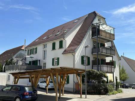 Außenansicht Außenansicht - Etagenwohnung in 72184 Eutingen mit 93m² als Kapitalanlage kaufen