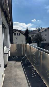 Sonniger Balkon - Dachgeschosswohnung in 72250 Freudenstadt mit 47m² kaufen
