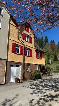 Außenansicht - Doppelhaushälfte in 72270 Baiersbronn mit 95m² kaufen