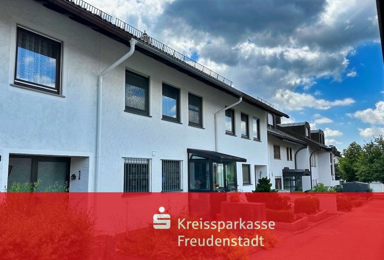 Außenbild Außenbild - Reihenmittelhaus in 72250 Freudenstadt mit 116m² kaufen