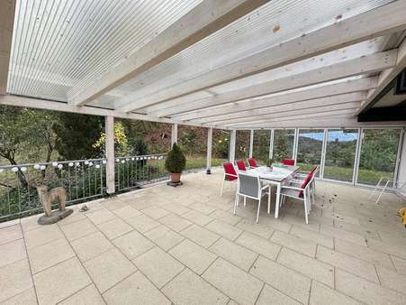 Terrasse - Maße 6 x 10 m - besonders groß ! - Einfamilienhaus in 72160 Horb mit 214m² kaufen