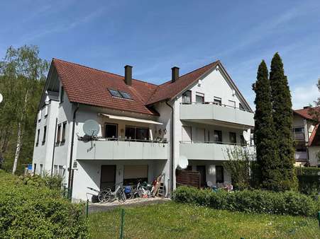 Hausansicht - Dachgeschosswohnung in 72160 Horb mit 47m² kaufen