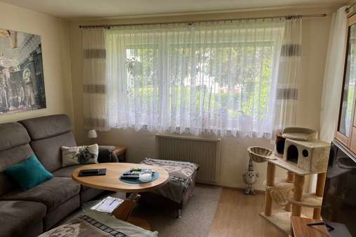 Wohnzimmer - Etagenwohnung in 78532 Tuttlingen mit 76m² kaufen