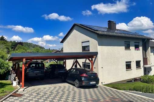 Außenansicht - Zweifamilienhaus in 78532 Tuttlingen mit 144m² kaufen