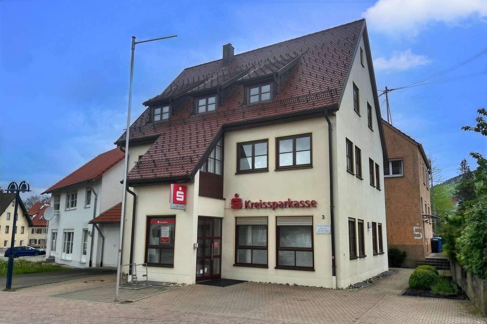   Frontansicht - Mehrfamilienhaus in 78589 Dürbheim mit 72m² kaufen