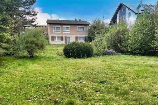 Garten/Rückansicht - Einfamilienhaus in 78647 Trossingen mit 113m² kaufen