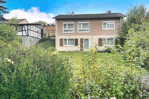 Garten/Rückansicht - Einfamilienhaus in 78647 Trossingen mit 113m² kaufen