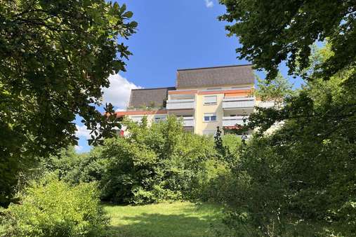 Blick vom Außen - Erdgeschosswohnung in 78532 Tuttlingen mit 69m² kaufen