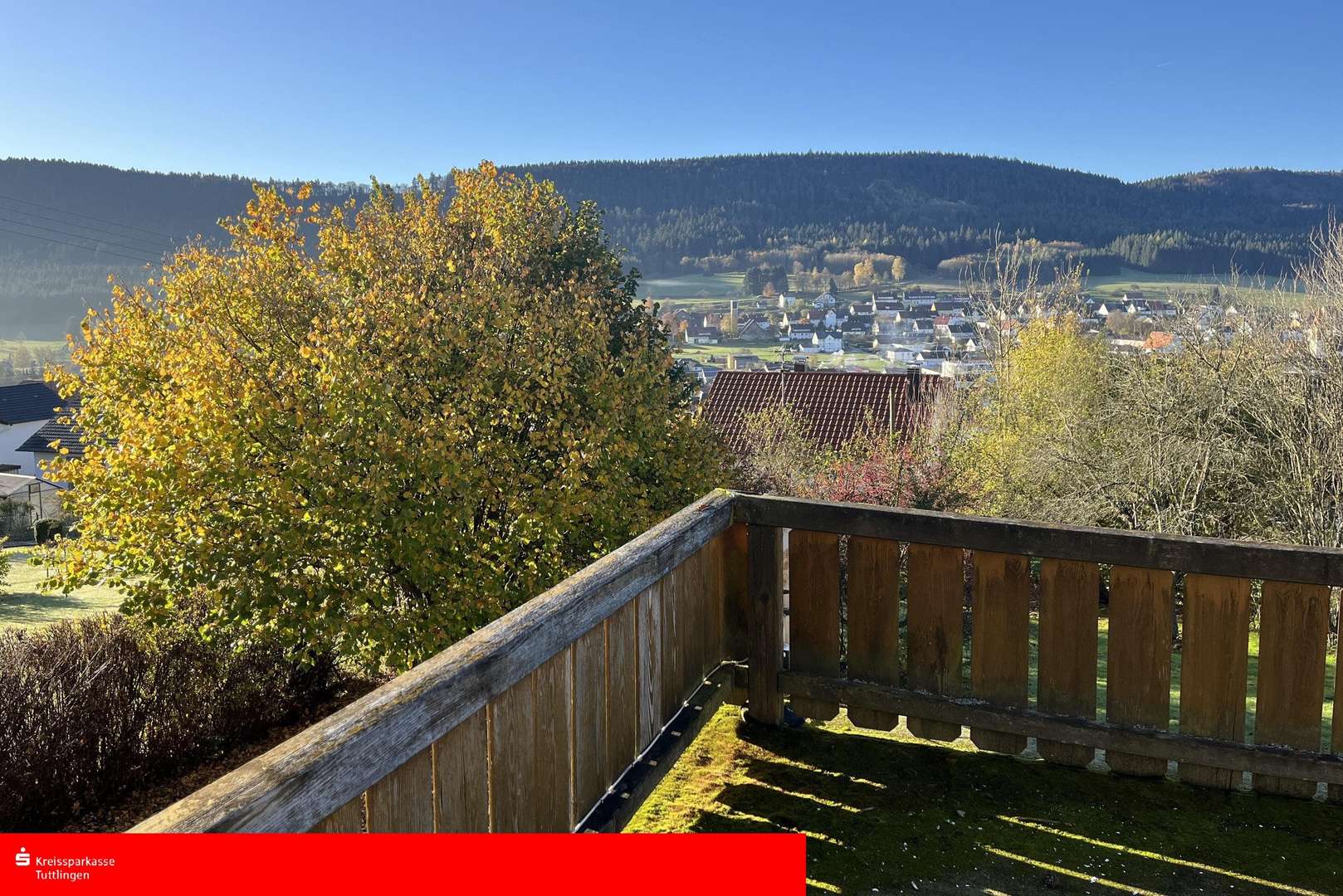 Aussicht vom Balkon EG Aussicht vom Balkon EG - Doppelhaushälfte in 78564 Wehingen mit 124m² kaufen