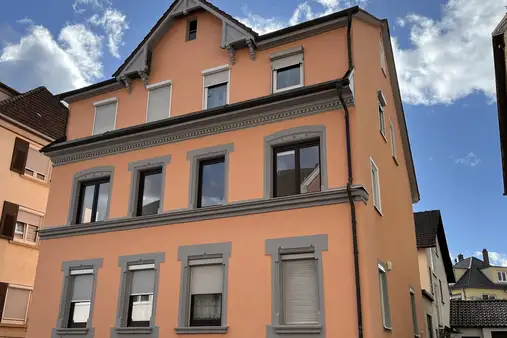 Mehrfamilienhaus z. T.  vermietet in sehr gepflegtem Gesamtzustand