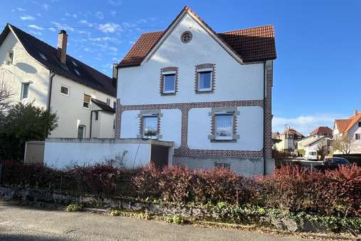 Seitenansicht - Doppelhaushälfte in 78647 Trossingen mit 104m² kaufen