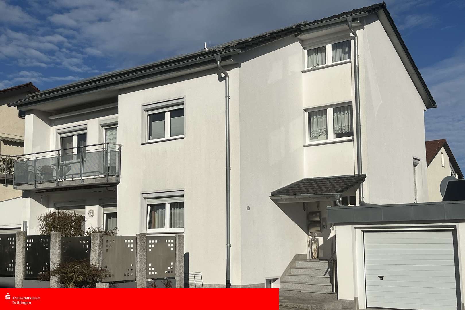 Außenansicht Außenansicht - Zweifamilienhaus in 78647 Trossingen mit 144m² kaufen
