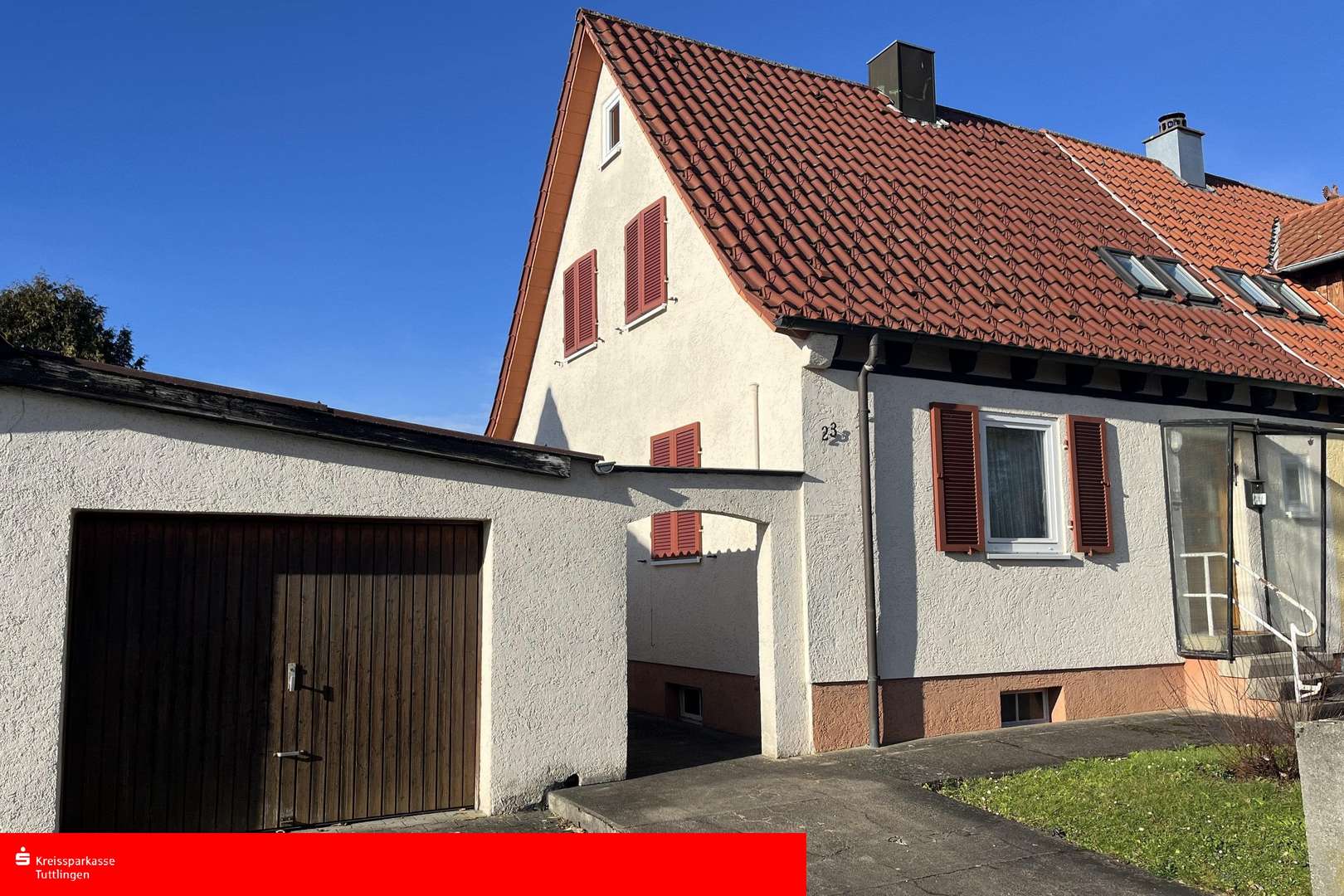 Außenansicht Außenansicht - Doppelhaushälfte in 78647 Trossingen mit 70m² kaufen
