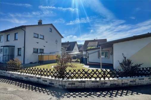 Garten Garten - Doppelhaushälfte in 78570 Mühlheim mit 140m² kaufen