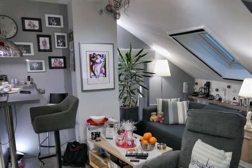 Wohnbereich - Dachgeschosswohnung in 78647 Trossingen mit 34m² kaufen