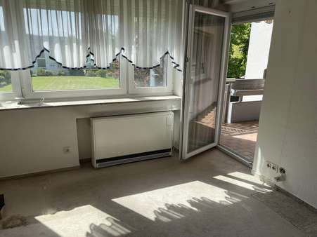 Wohnzimmer - Etagenwohnung in 78532 Tuttlingen mit 62m² kaufen