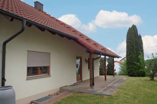 Terrasse - Einfamilienhaus in 78664 Eschbronn mit 131m² kaufen