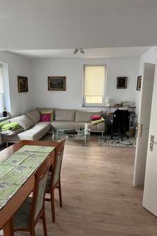 Wohn- und Esszimmer - Mehrfamilienhaus in 78532 Tuttlingen mit 190m² kaufen