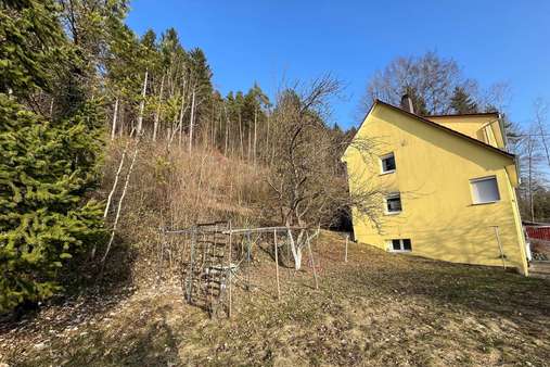 Ansicht West - Zweifamilienhaus in 78532 Tuttlingen mit 125m² kaufen