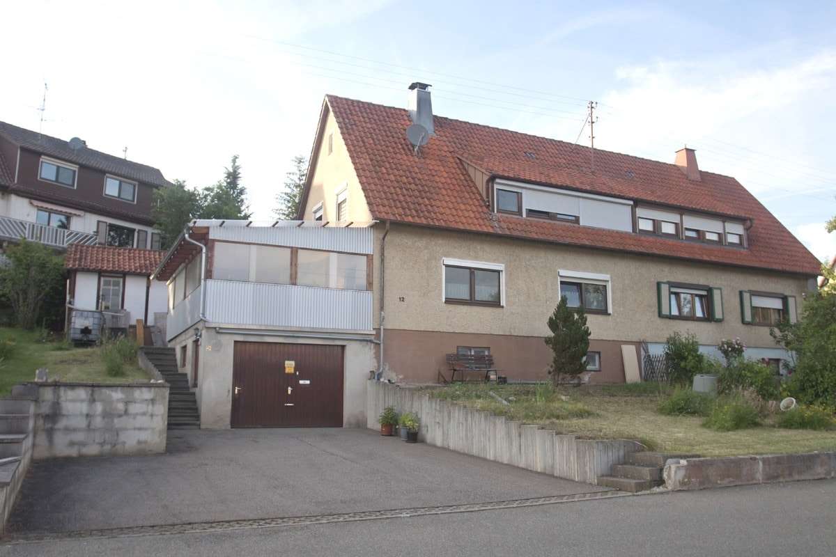 Gesamtes Haus Gesamtes Haus - Doppelhaushälfte in 72519 Veringenstadt mit 104m² kaufen