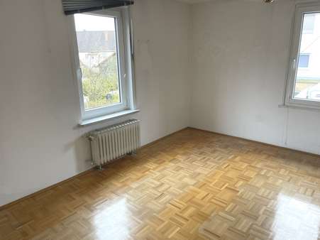 Schlafzimmer EG - Zweifamilienhaus in 72488 Sigmaringen mit 160m² kaufen