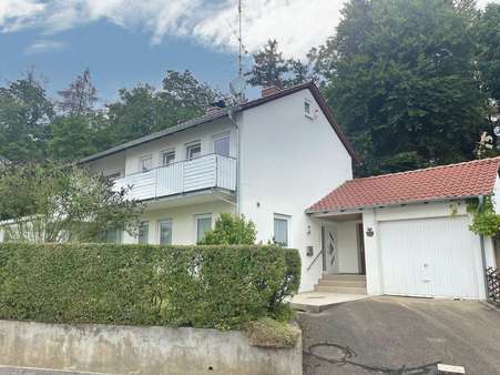 Eingangsbereich & Garage - Einfamilienhaus in 72488 Sigmaringen mit 130m² kaufen