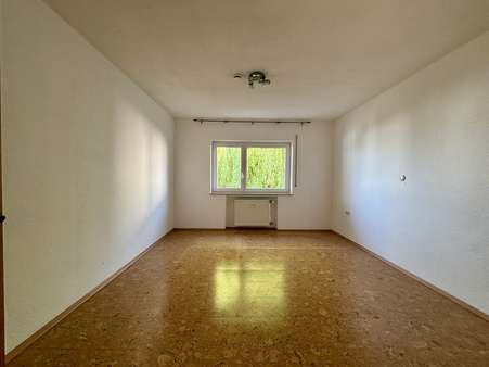 Schlafzimmer - Etagenwohnung in 72488 Sigmaringen mit 78m² kaufen