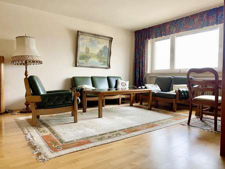Wohnzimmer - Etagenwohnung in 72488 Sigmaringen mit 97m² kaufen