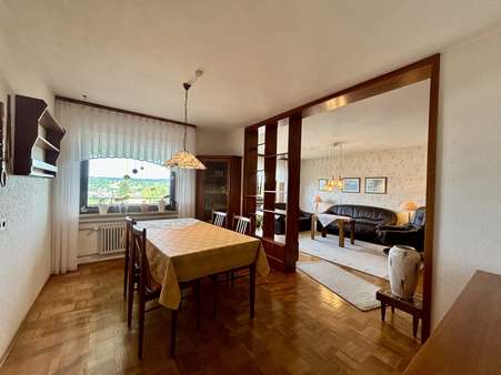 Esszimmer mit Wohnzimmerblick Esszimmer mit Wohnzimmerblick - Etagenwohnung in 72501 Gammertingen mit 111m² kaufen