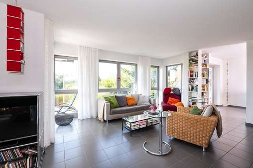 Wohnbereich - lichtdruchflutet - Einfamilienhaus in 72505 Krauchenwies mit 192m² kaufen