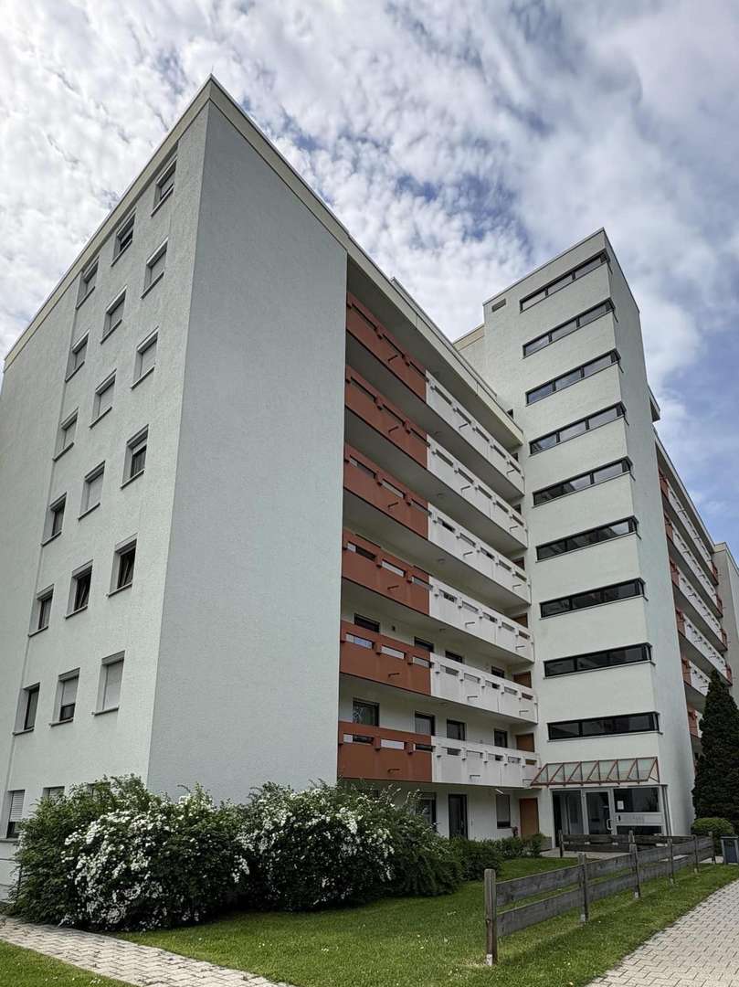 Außenansicht Außenansicht - Etagenwohnung in 72336 Balingen mit 89m² kaufen