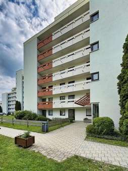 Außenansicht - Etagenwohnung in 72336 Balingen mit 89m² kaufen
